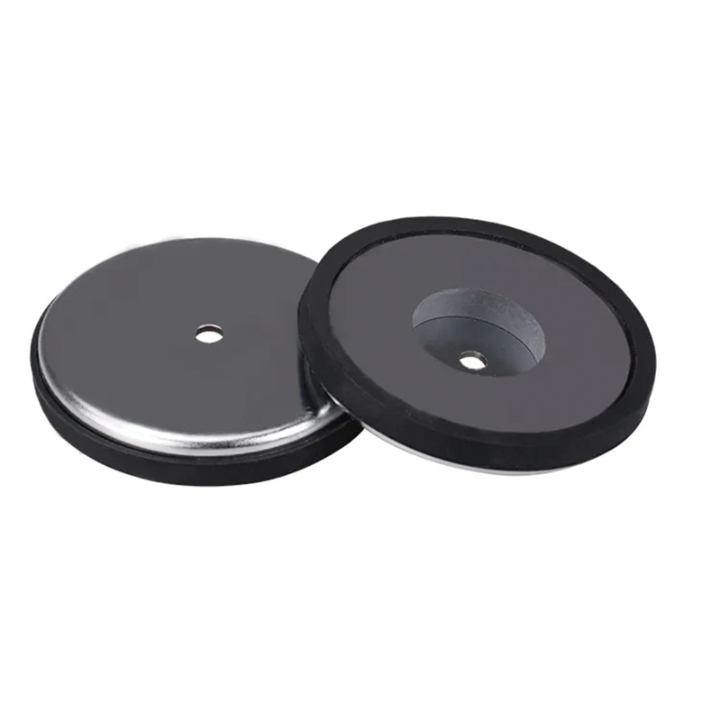 Close-up of one RB80 rubber protector for OmniShelf magnets